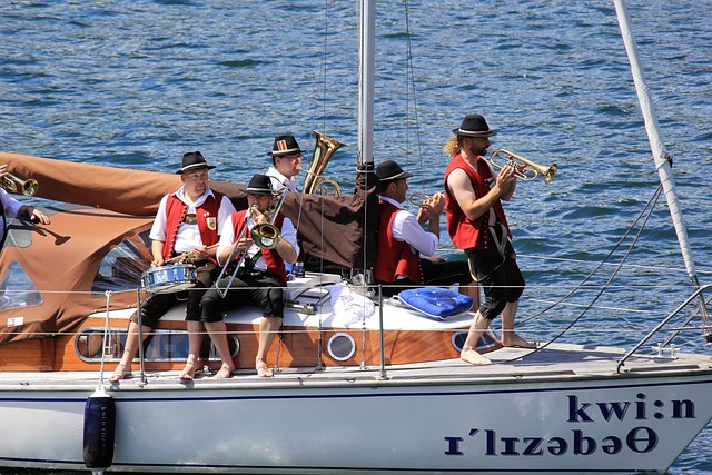 展现出了各 展现出了各